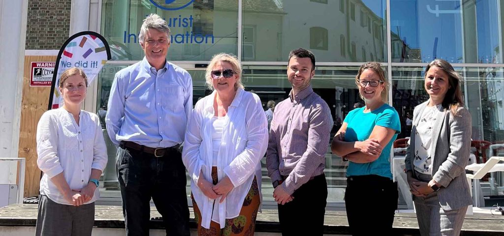 Cllr Beverley Dunlop with the Poole Museum & Greendale Construction Ltd teams at Poole Museum